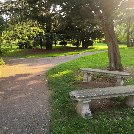 Toulouse Meet Aeroport 5 Min Tramway A 6 Min Free Parking Proche De Toutes Commodites Belle Terrasse * ブラニャック